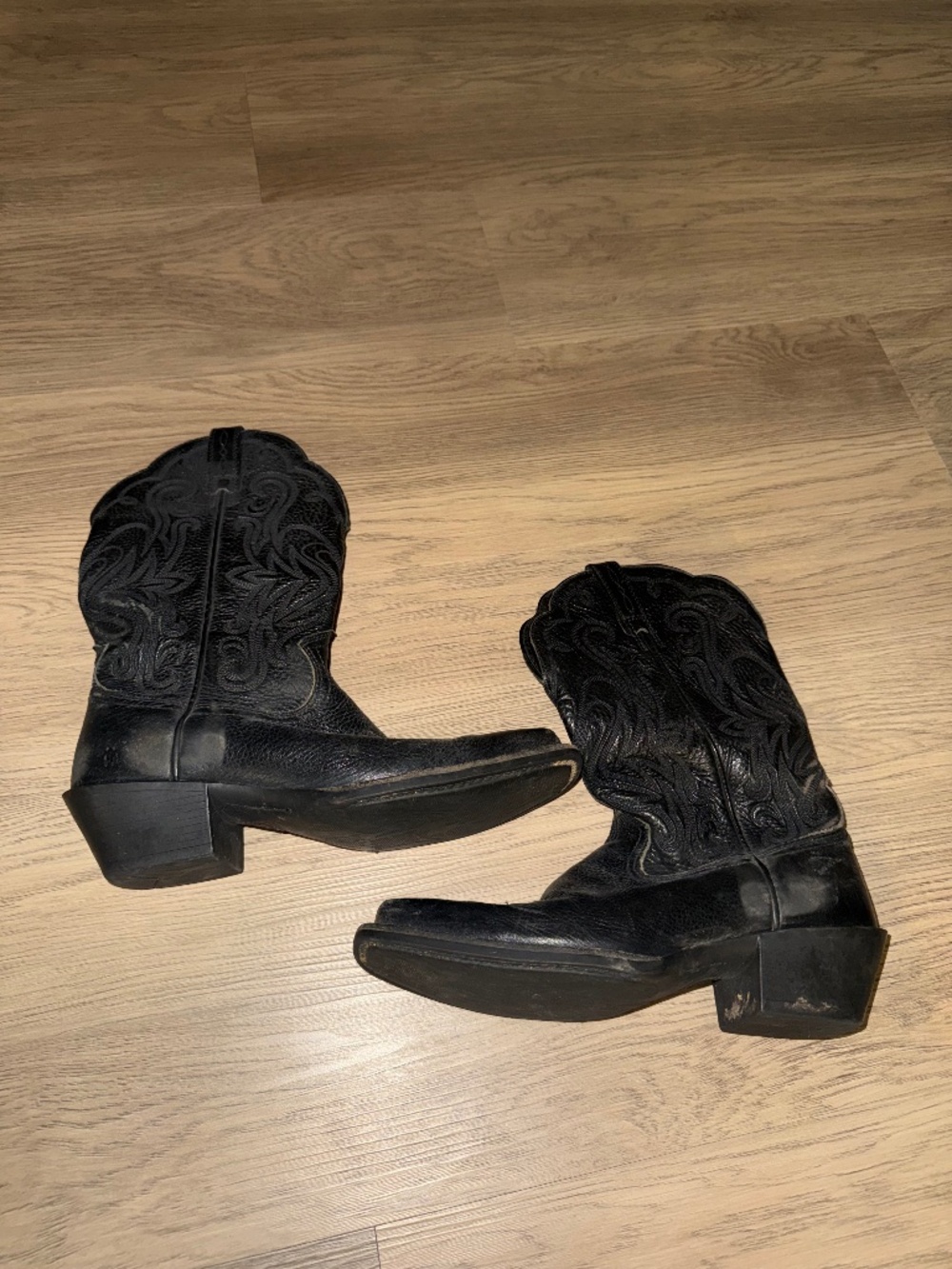 Ariat Black Leather Cowboy Boots Size 6B Western Square Toe Rodeo Y2K Cowgirl